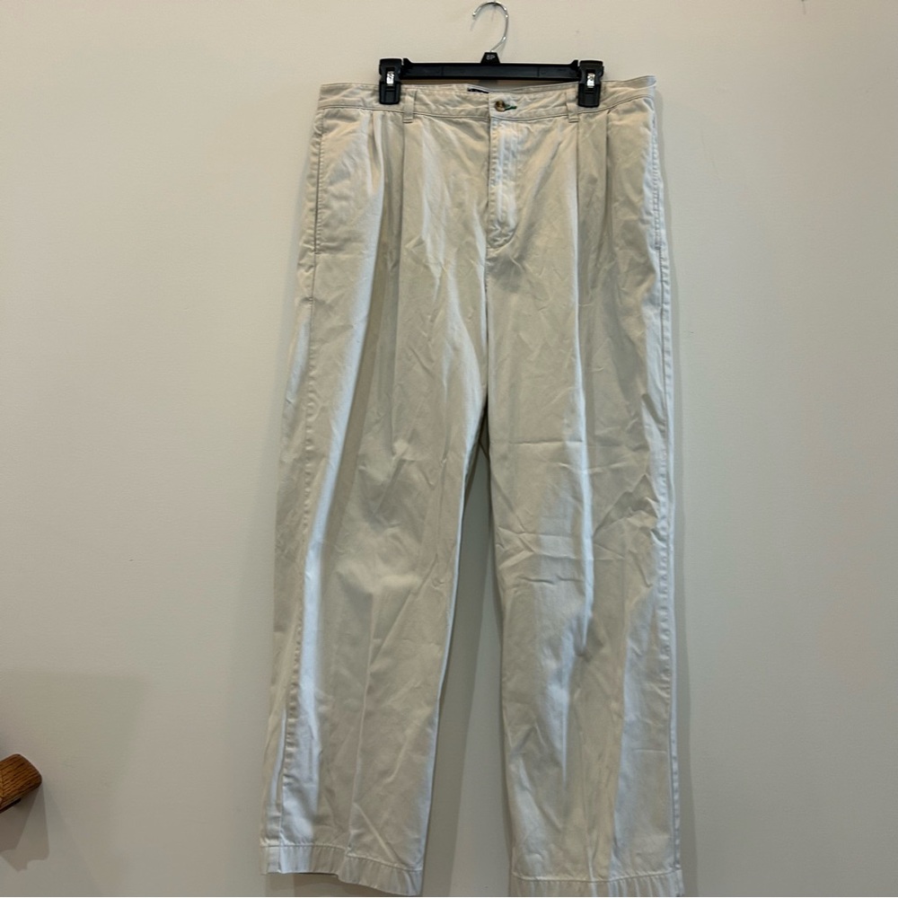 Mens Tommy Hilfiger khaki pants. Size 36W/30L